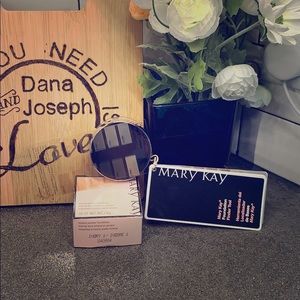 Mary Kay mineral powder foundation